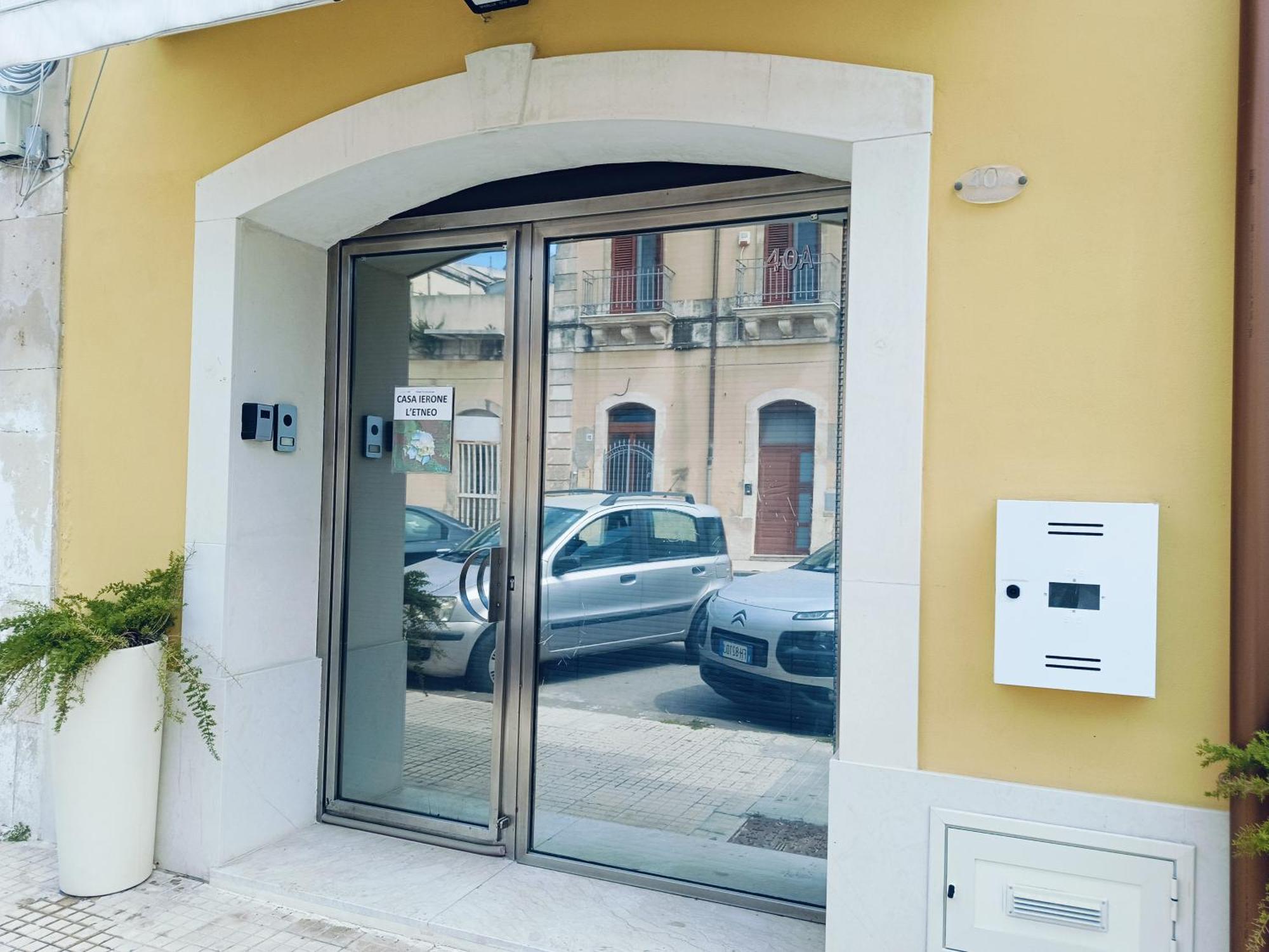 Casa Ierone L'Etneo Διαμέρισμα Συρακούσες Εξωτερικό φωτογραφία